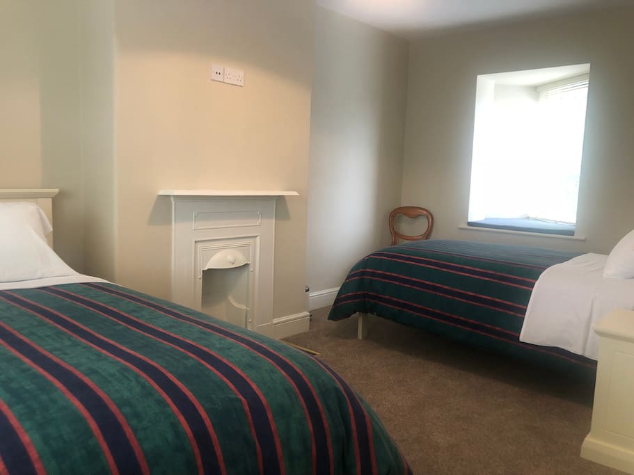 Upstairs Bedroom 1