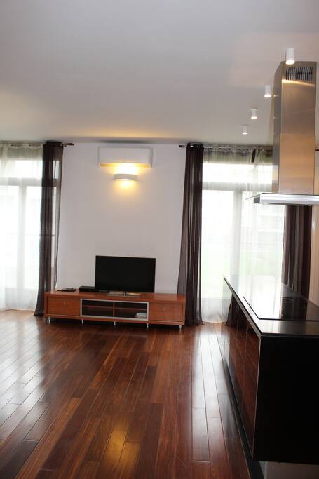 TV Table
Salon TV