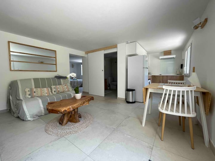 Rez De Villa Climatisé Avec Extérieur éQuipé - La Crau