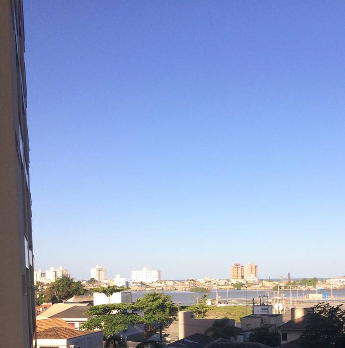 Vista da sacada da sala (Rio e Mar).