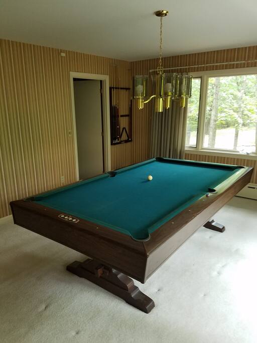 Formal dining room converted in the billiard room. Full access to it during your stay.