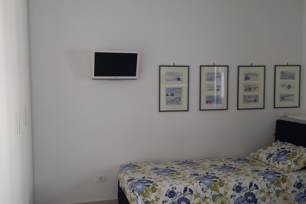 Una delle stanze da letto.
One of the bedrooms