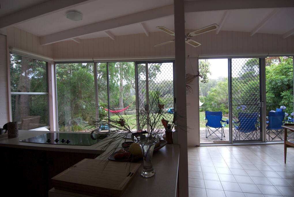 Australian beach and bush heaven Houses for Rent in Broulee, New