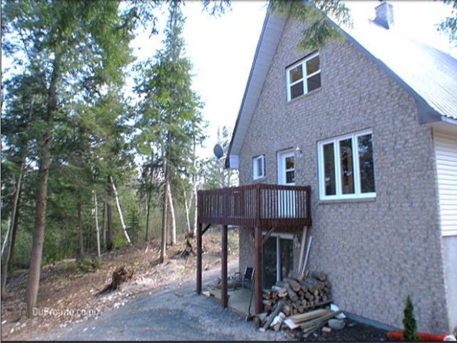 Chalet Looks out at Lac en Demi Lune