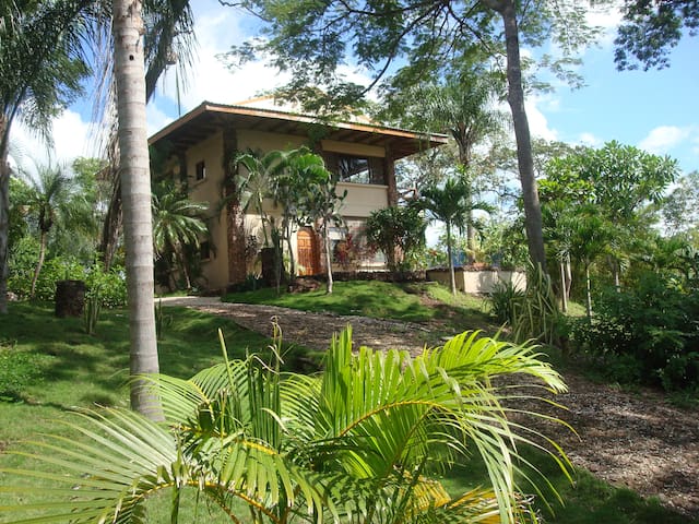 Casa Linda Vista managed Airbnb listing 1