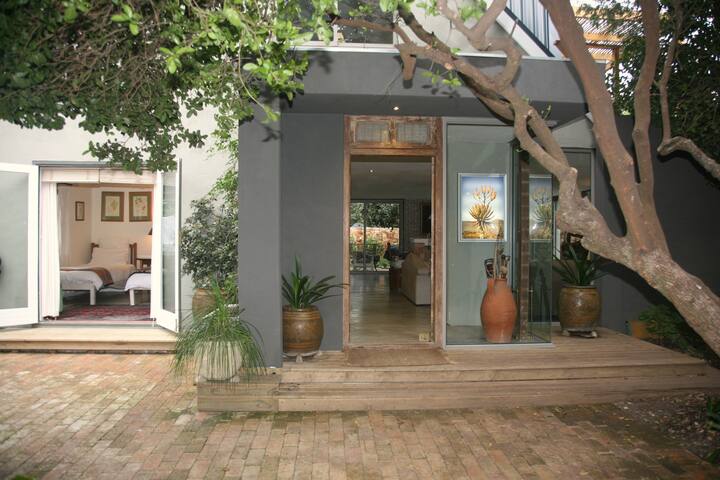 Milkwood Retreat, Noordhoek gallery image 2