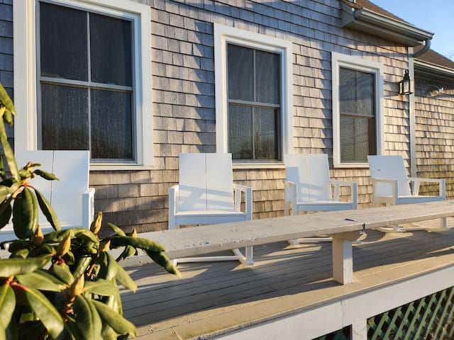 3 Bedroom. Walk to everything! gallery image 3