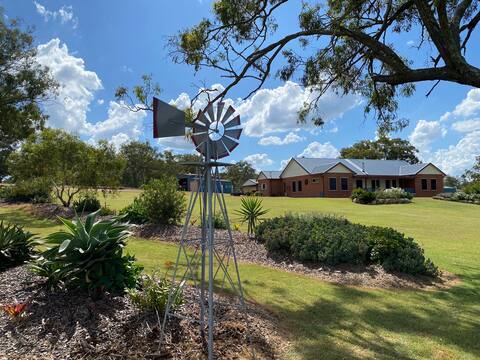 Warwick Country Retreat Pet Friendly