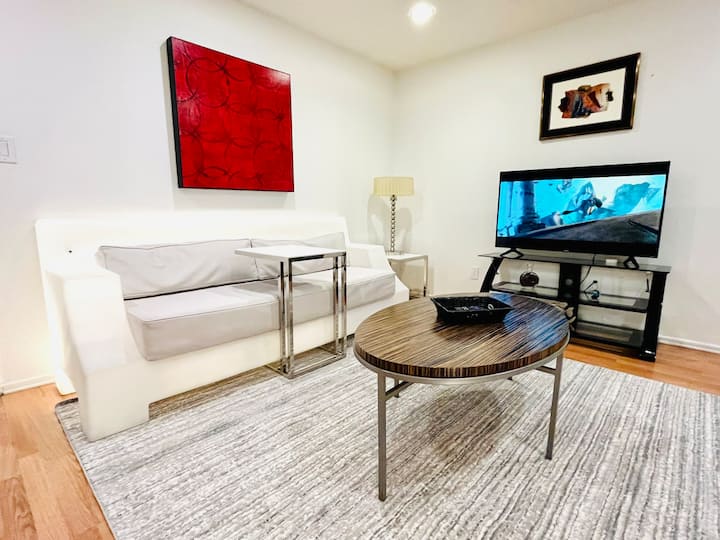 Hidden Gem At Heart Of Lv 3br Cool Condo - El Cortez Hotel and Casino