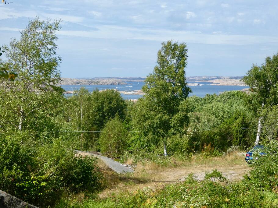 Vy vid parkeringen.