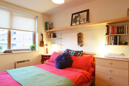 Cozy double in modern apartment