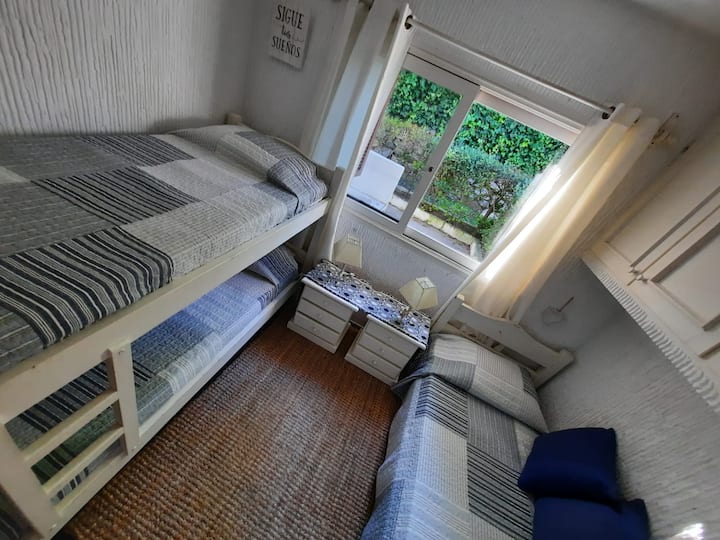 Chumba kidogo cha kulala