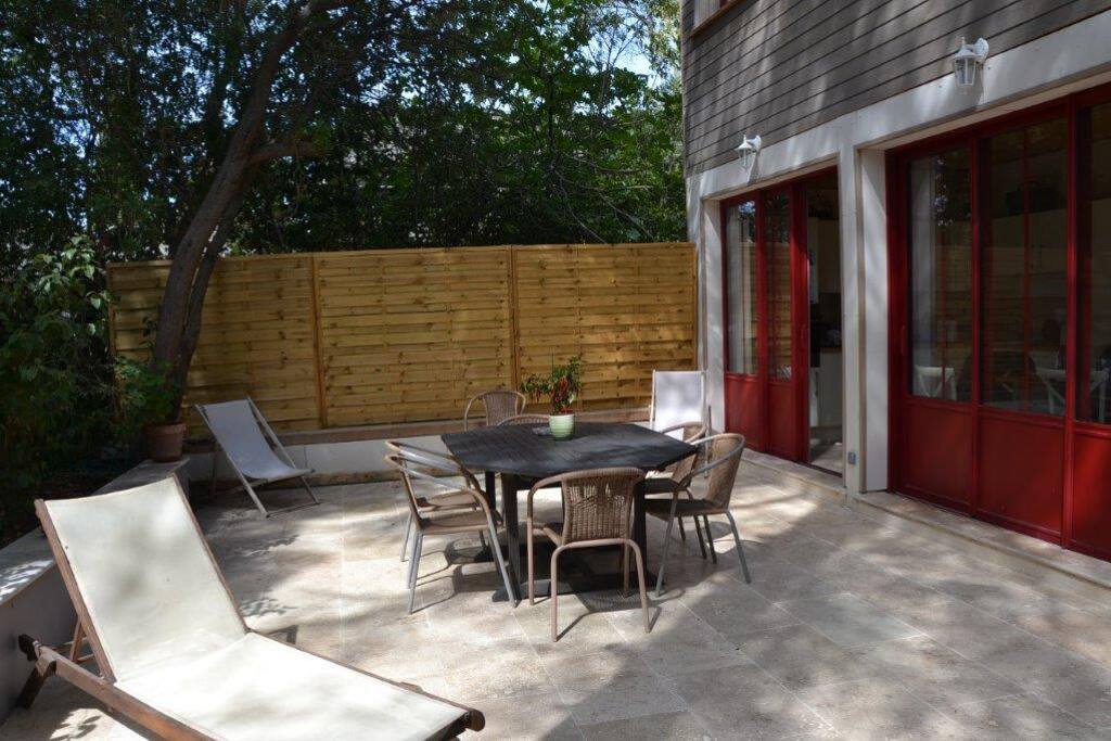 Terrasse en travertin