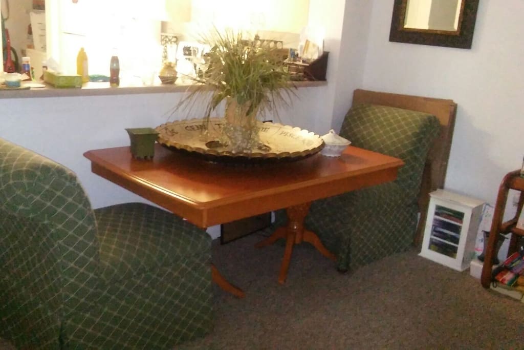Cozy dining room area
