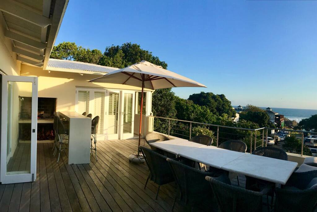 Balcony overlooking the ocean
