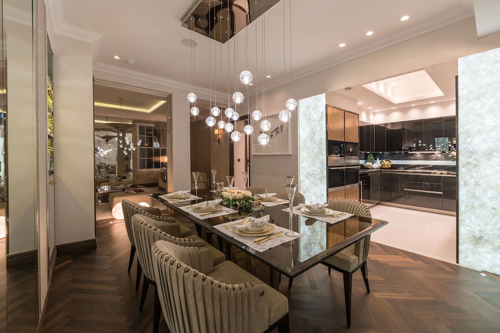 Kitchen/Dining Area