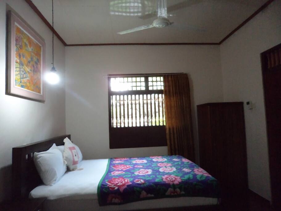 Double/Twin Bed