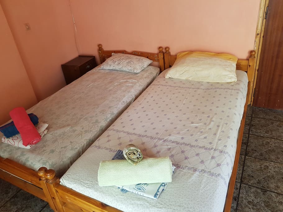 1 st Sleeping room