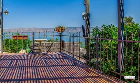 Entire Mini-Hotel • 7 Rooms •Terrace View •Parking