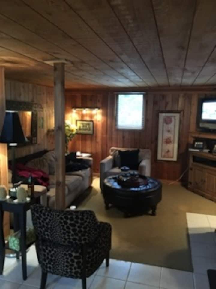 10 Best Cabin Rentals Near Charlevoix, Michigan Updated 2024 Trip101