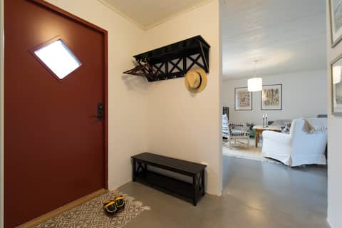 Popular Airbnb listing: Modern guest apartment on the countryside in Söder