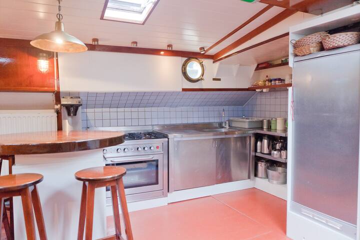 Historical sailing ship in the center of Amsterdam gallery image 4