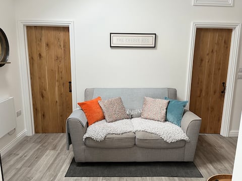 Popular Airbnb listing: The Chiggypig - Braunton in Braunton