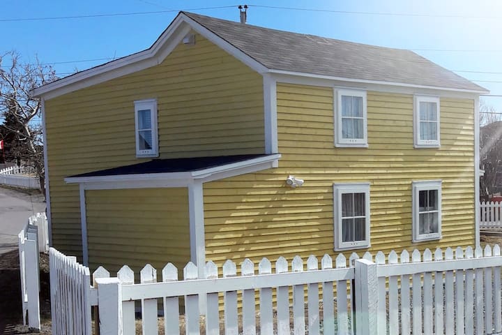 Airbnb Bonavista Vacation Rentals Places To Stay