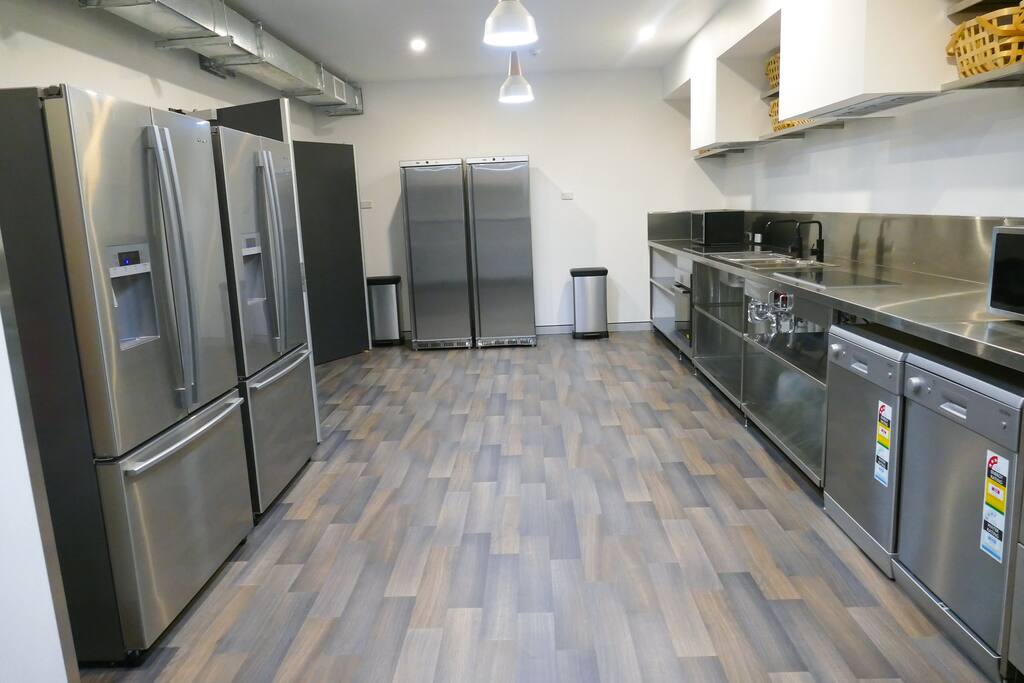 PrecinQ shared kithcen facilities.