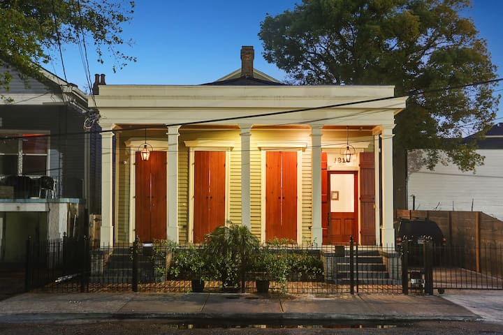 2 Bdr 2.5 baths NOLA Home