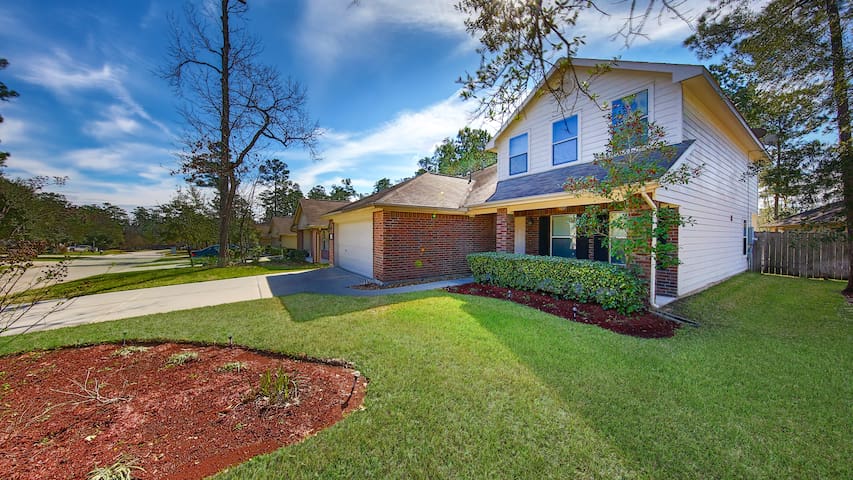 Family Vacations and Business  in the Woodlands