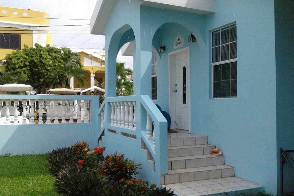 Cute bungalow style casita