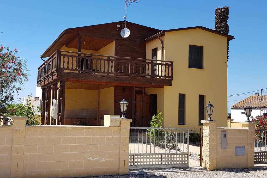 Maison Entiere De 155 M Dans Le Delta De L Ebre Houses For Rent In Els Muntells Tarragona Spain