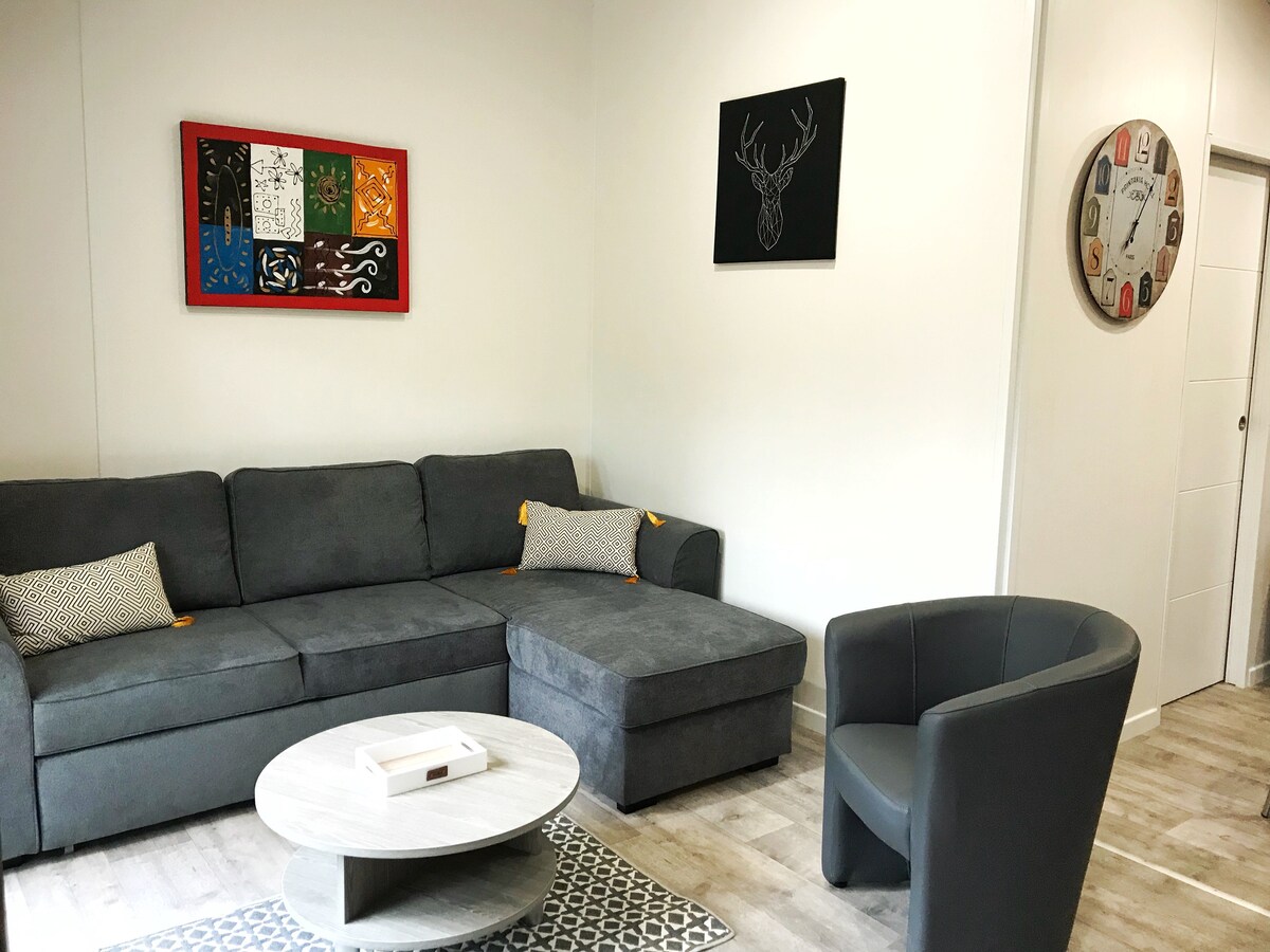 Anuncio de Airbnb popular: le chalet du roc en Bagnoles De L'orne Normandie