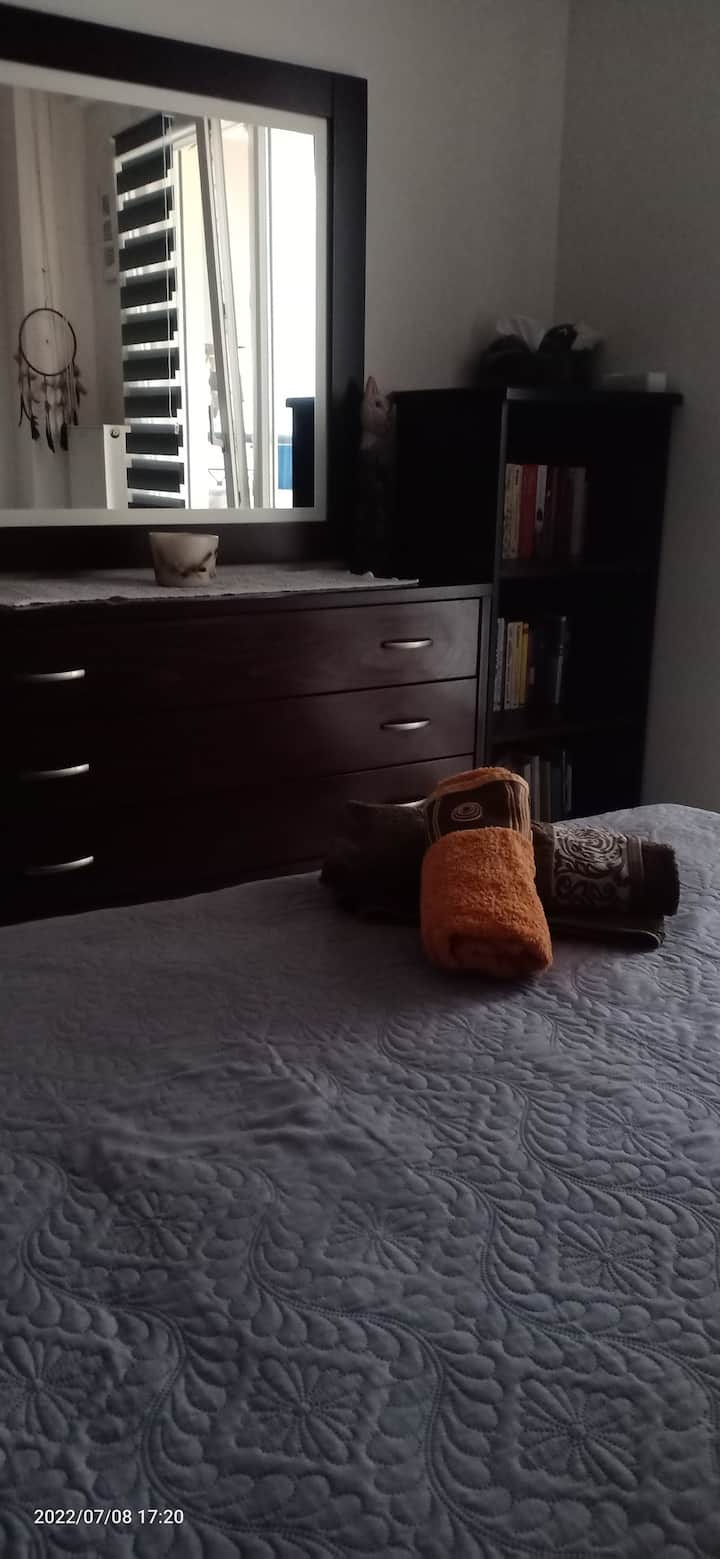 Draw cabinet with mirror.
Drawer with mirror 