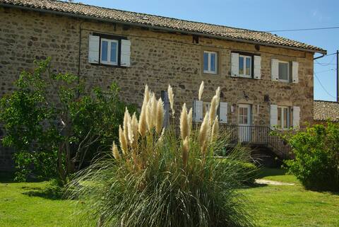 Characterful winemaker house in Beaujolais