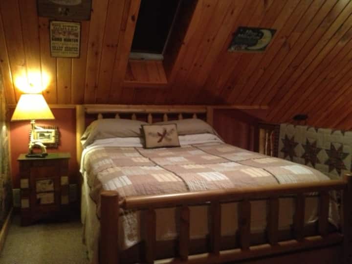 Bear Cabin's upstairs bedroom loft.