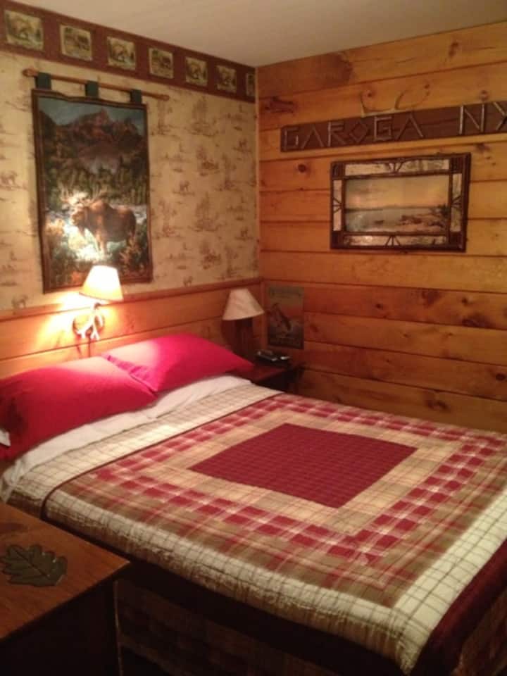 Moose Cabin's 1st floor bedroom.  Always clean bedding!