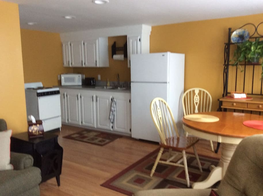 Sunny kitchen and dinning area