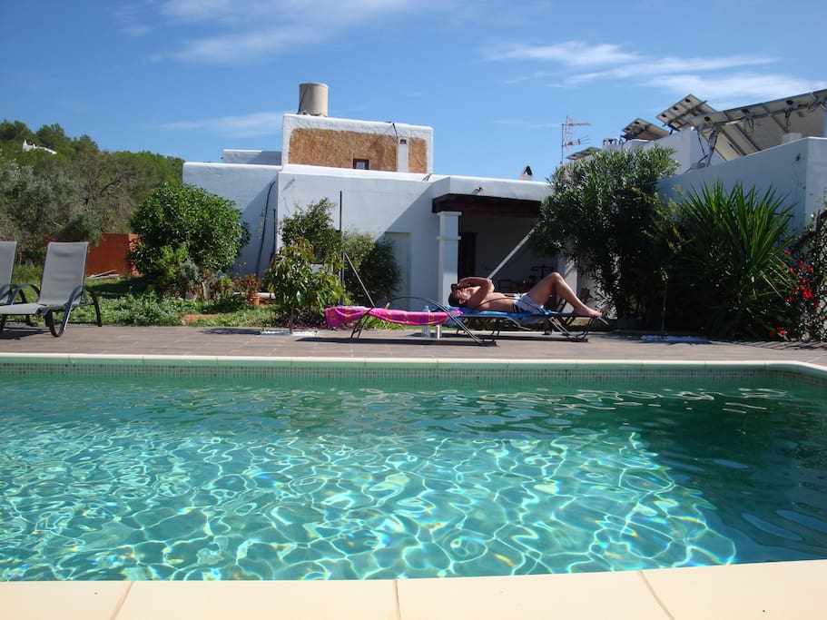 solárium y piscina