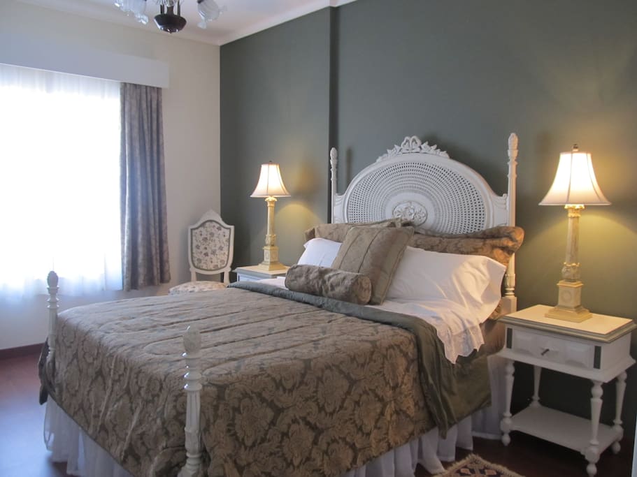 2nd Bedroom with firm matrass