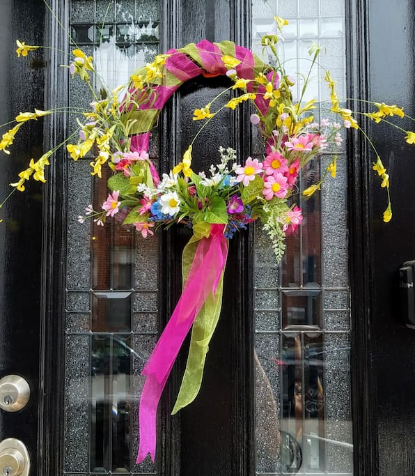 A little Spring wreath to brighten up your day! ;-)