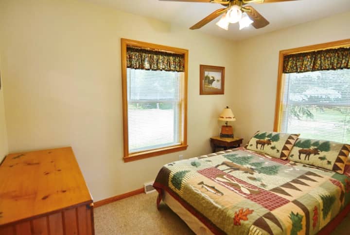 El dormitorio número 2 también se encuentra en la planta baja.