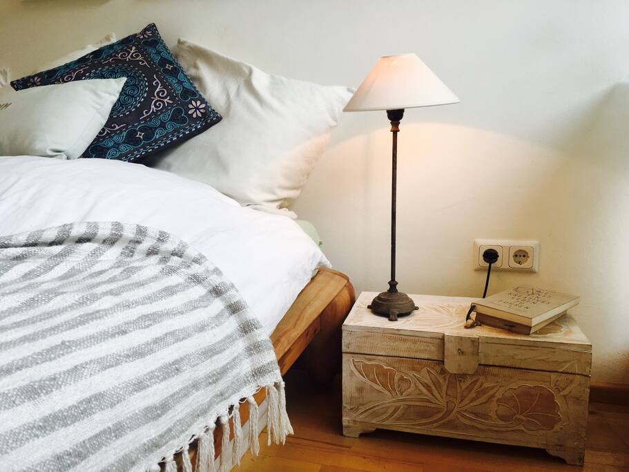 Schlafzimmer 1