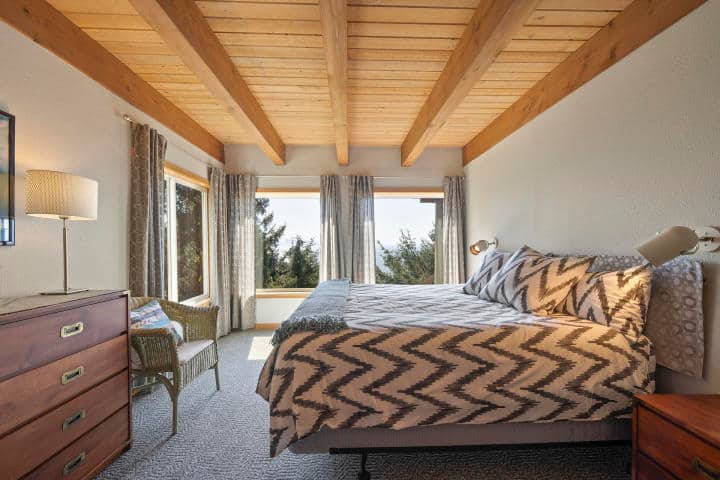 Padronale al piano di sotto con letto king-size 