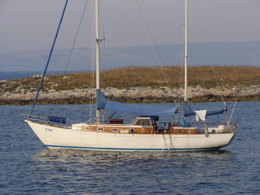 Classic 45 ft wooden Ketch SARACEN - Boats for Rent in ...