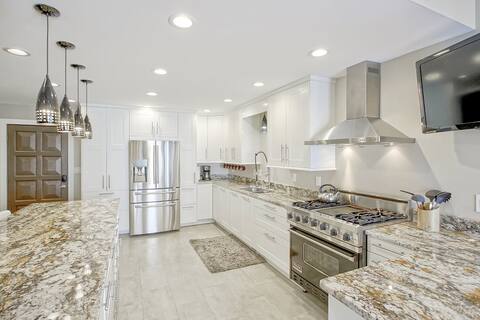 Exceptional 4BDRM on Sugar Lake South Shoreline