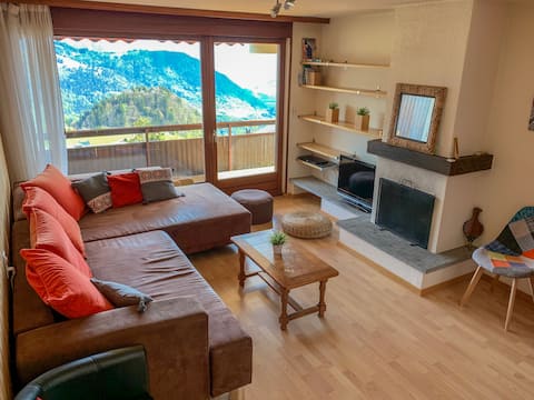 3.5 comfortable rooms. Panorama of the Alps