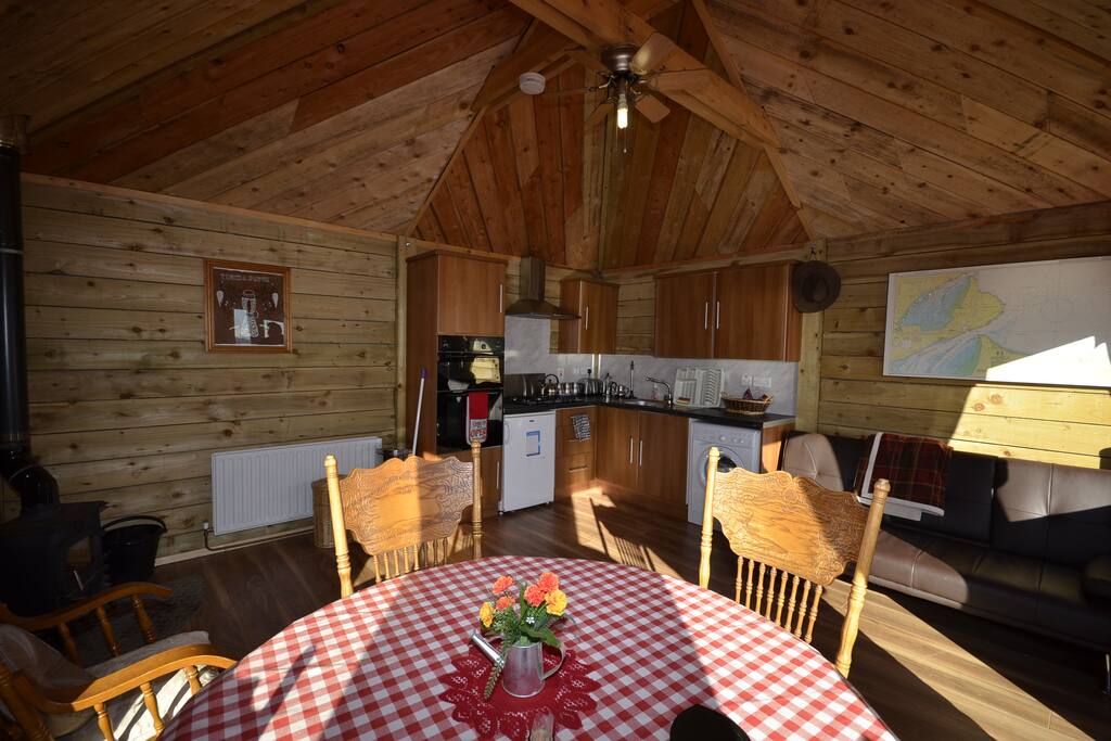 LIVING QUARTERS
