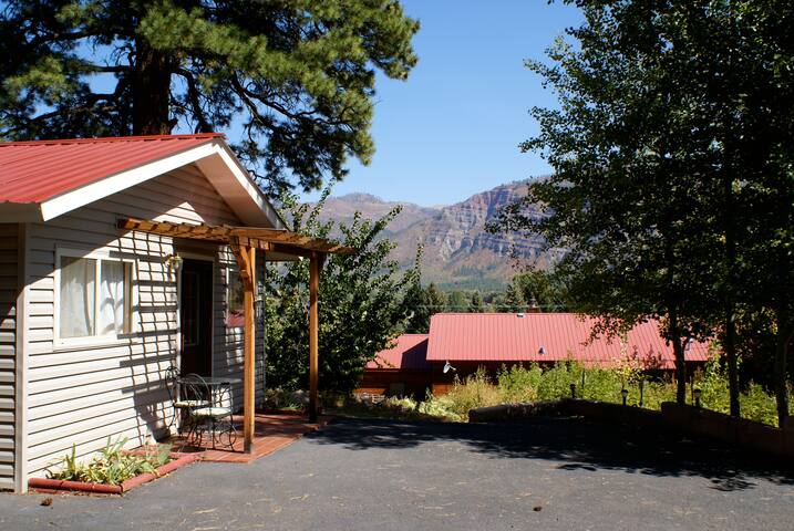 Durango & A Quiet Mountain Cottage